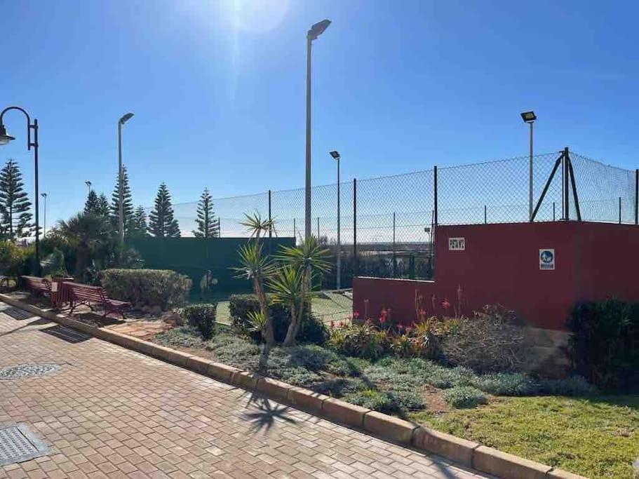 Moderna Y Alegre Vivienda Junto Al Mar . Roquetas de Mar Exterior foto